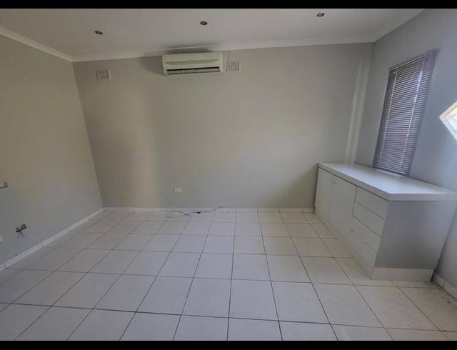 2 BEDROOM PROPERTY TO RENT IN DAWNCREST